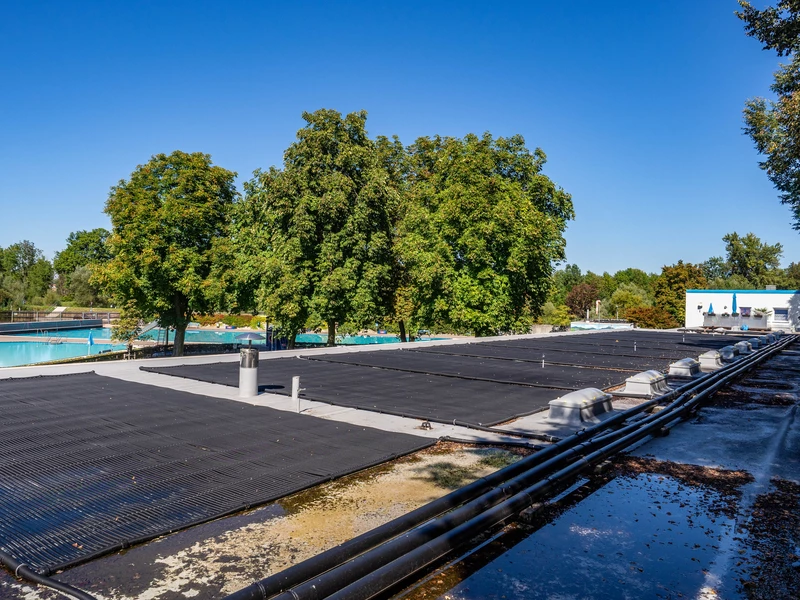 Solar-Heizung Anlage für Freibad und öffentliche Schwimmbäder - solar-rapid von ROOS Freizeitanlagen